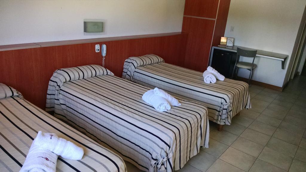 Hotel Necof Rosario Rum bild